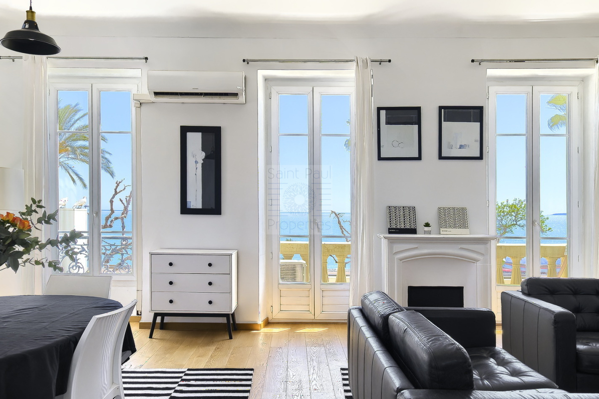 Luxury Apartment for sale in Cagnes-sur-Mer, 795 000 €, Photo 1