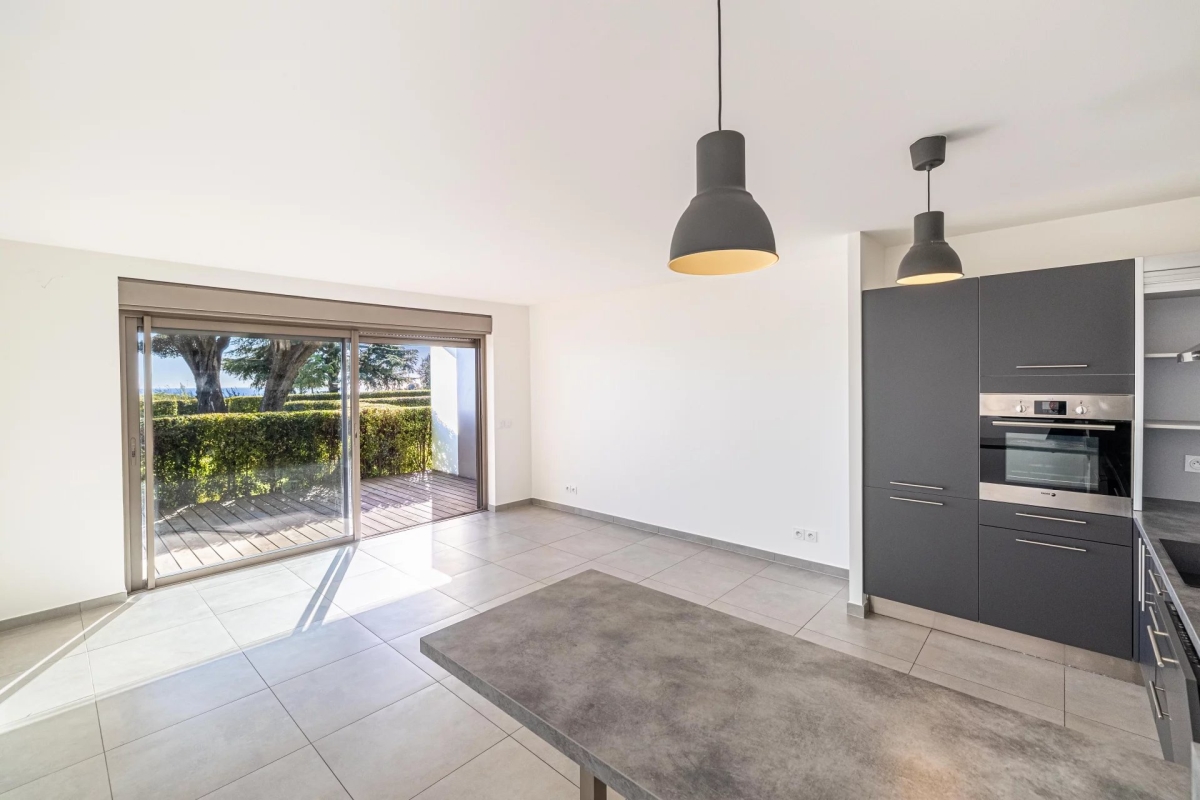 Luxury Apartment for sale in Nice, 460 000 €, Photo 4