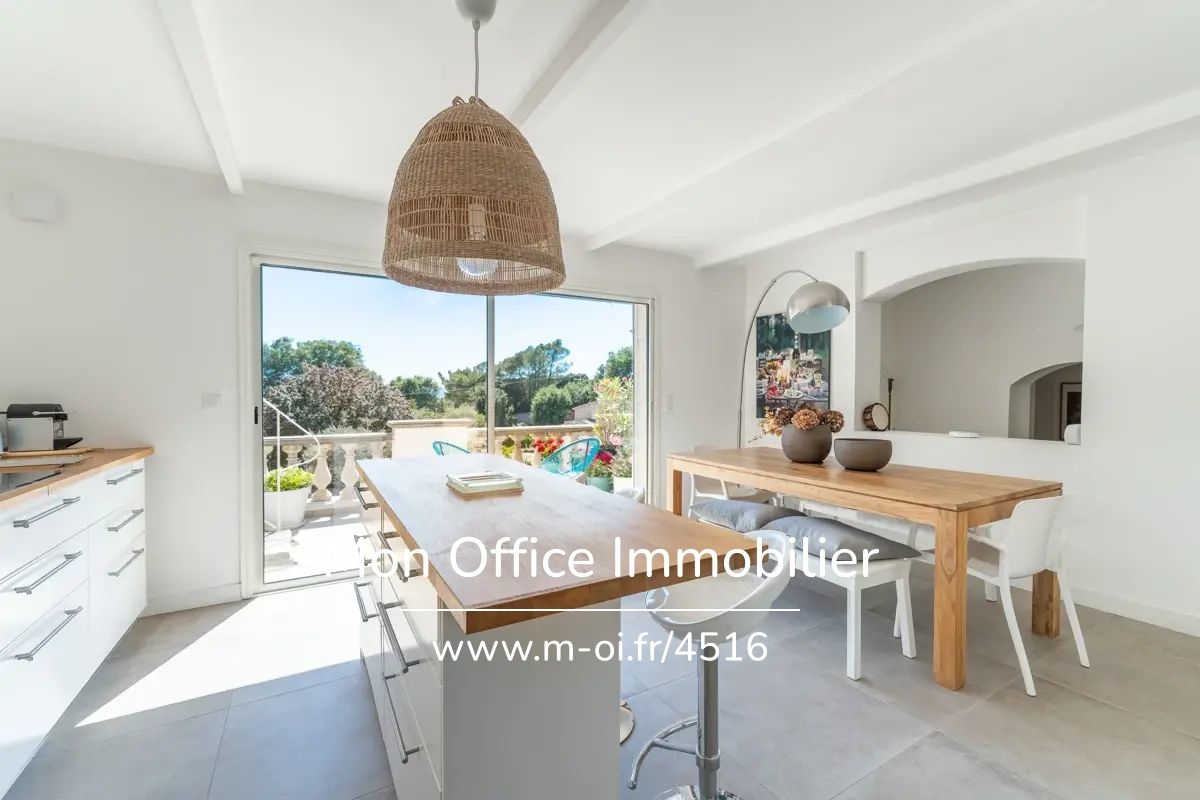 Maison de luxe à vendre à Pourrières, 550 000 €, Photo 3