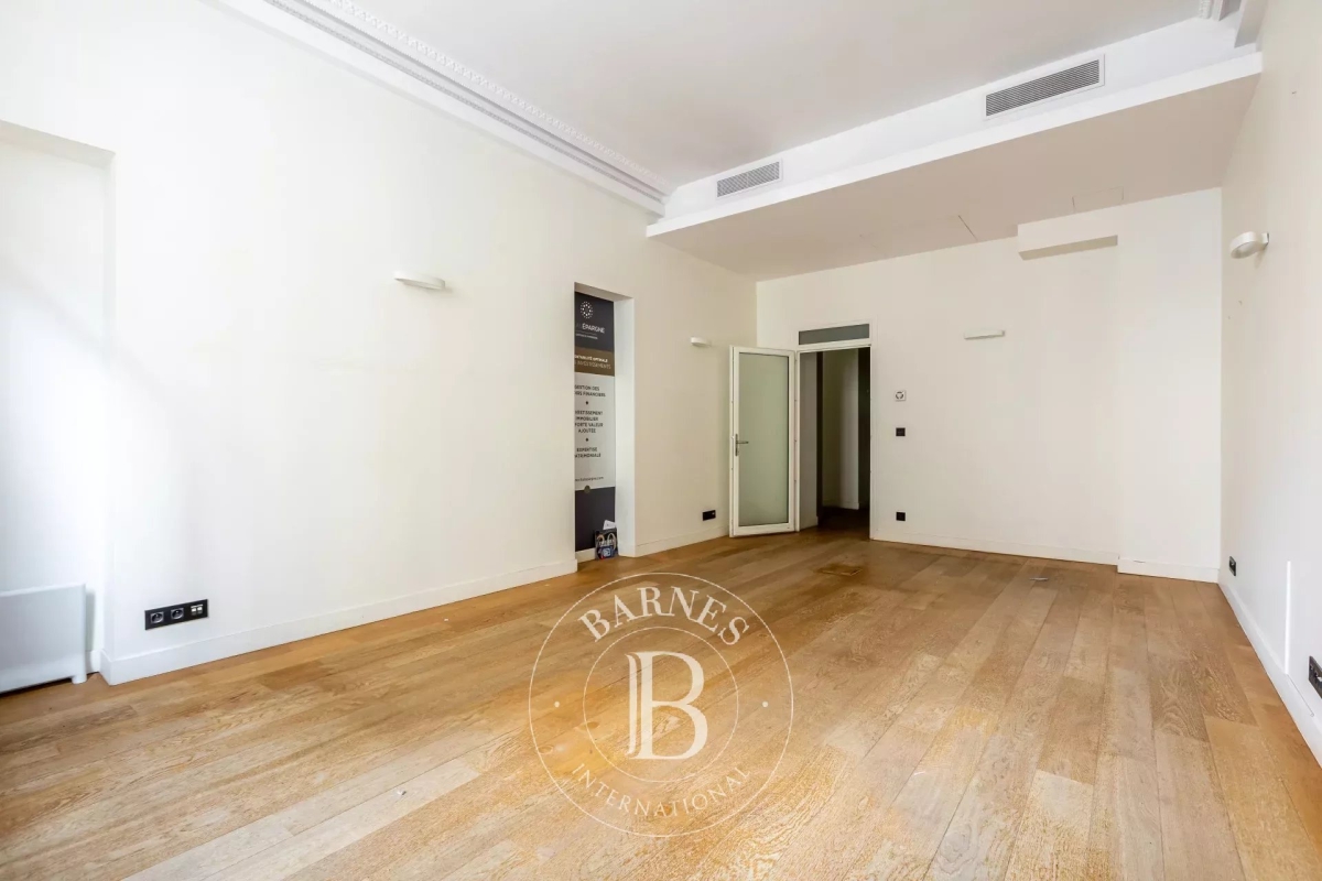 Luxury Apartment for sale in Paris 8Ème, 1 260 000 €, Photo 4