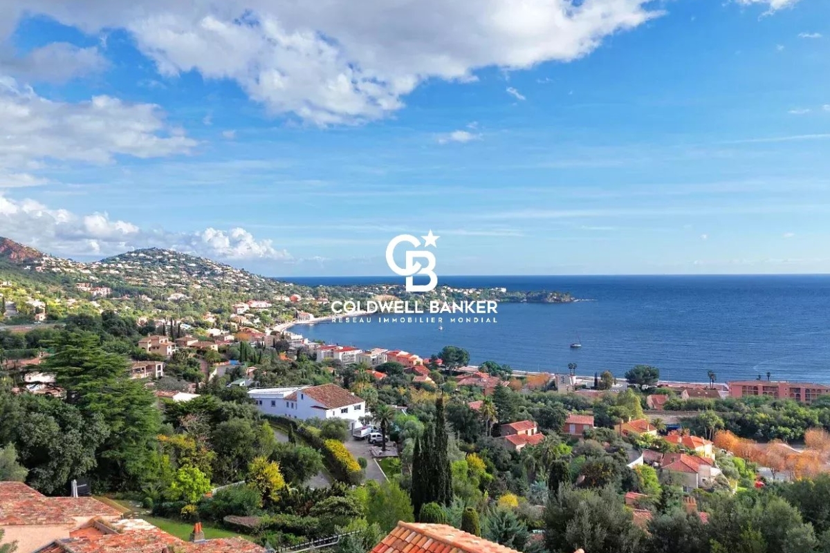 Luxury House for sale in Saint-Raphaël, 2 490 000 €, Photo 2