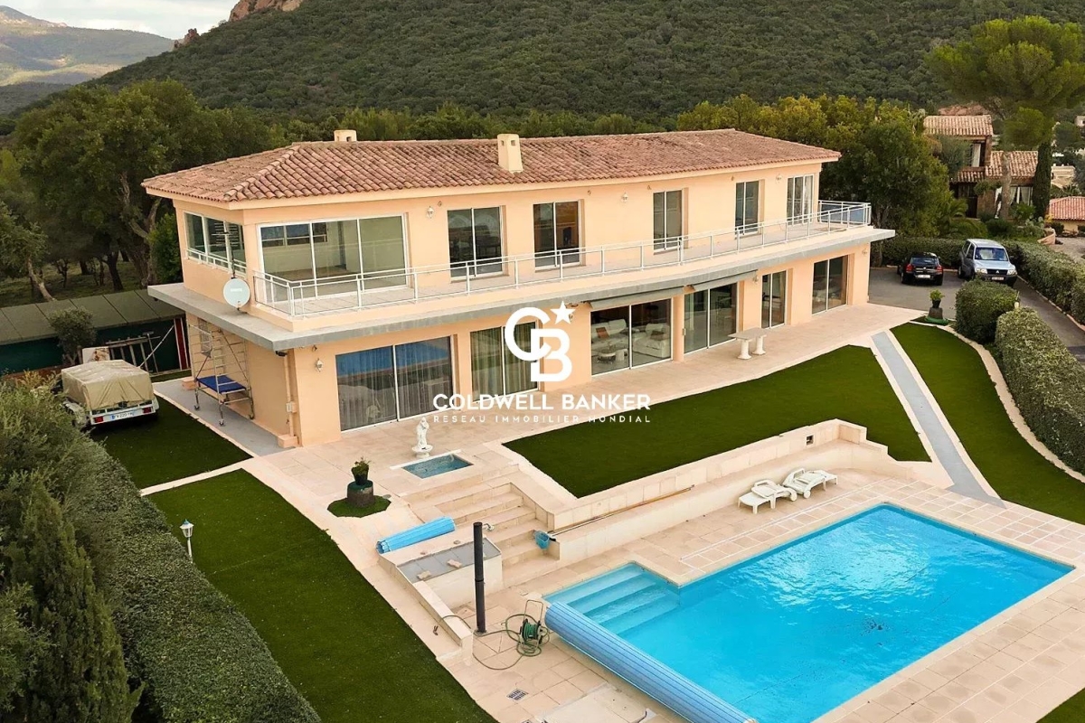 Luxury House for sale in Saint-Raphaël, 2 490 000 €, Photo 3