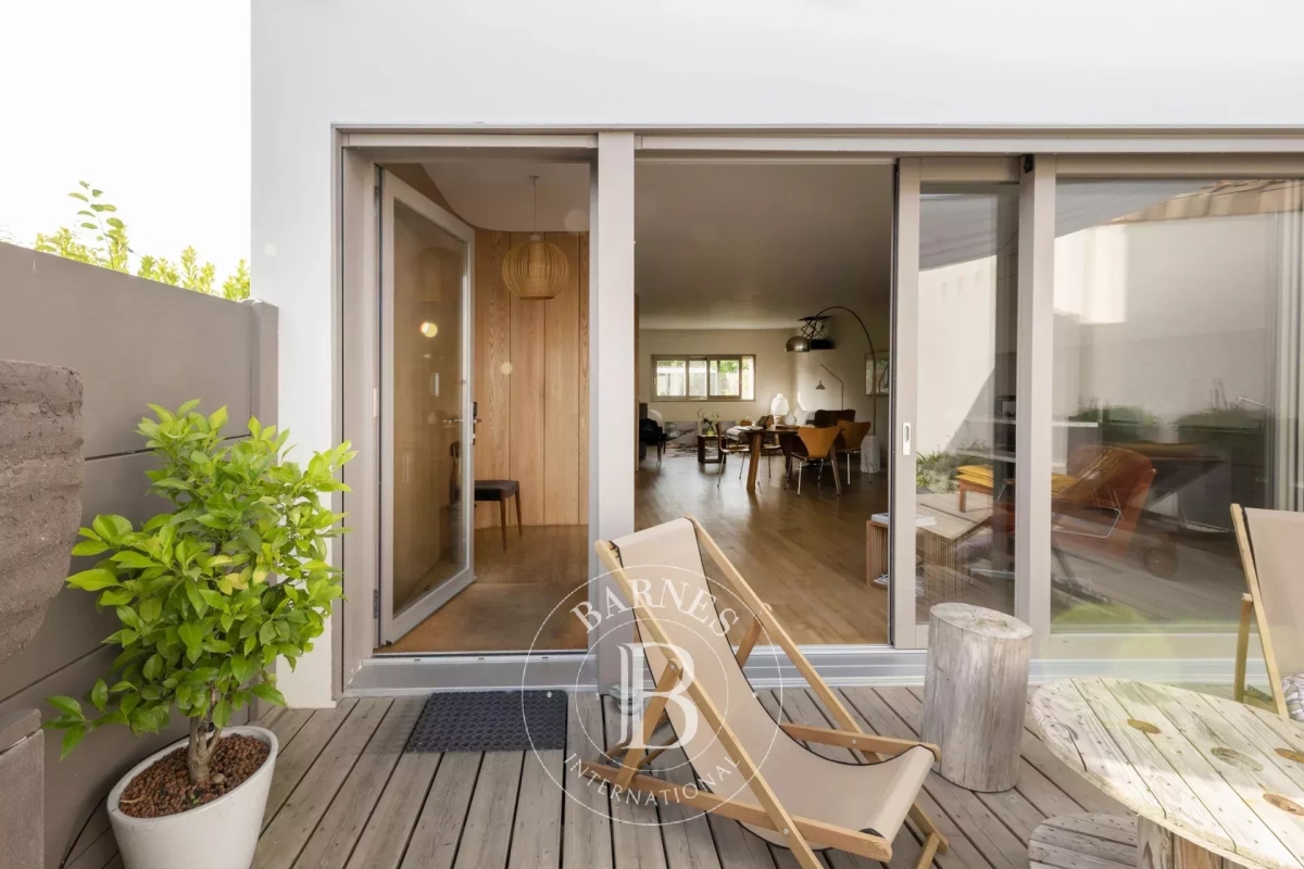 Maison de luxe à louer à Le Bouscat, 3 500 €, Photo 3