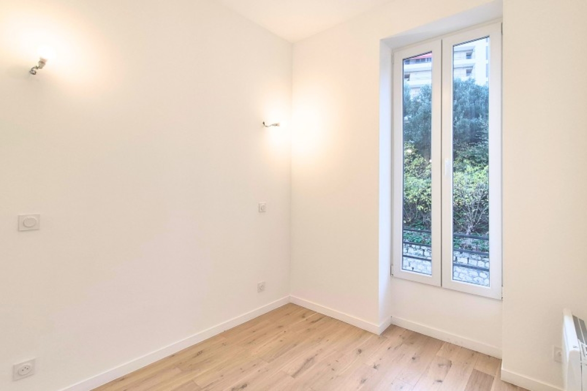 Luxury Apartment for sale in Nice, 245 000 €, Photo 5