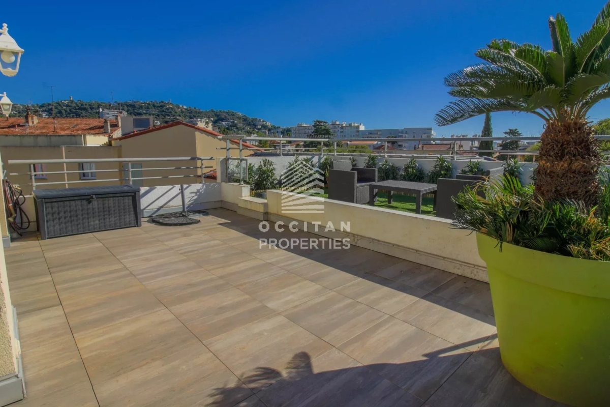 Appartement de luxe à vendre à Cannes, 650 000 €, Photo 1
