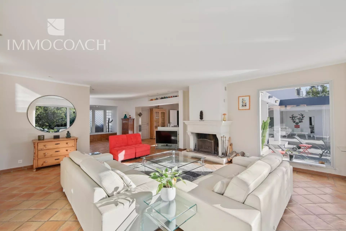 Luxury House for sale in Carqueiranne, 1 660 000 €, Photo 3