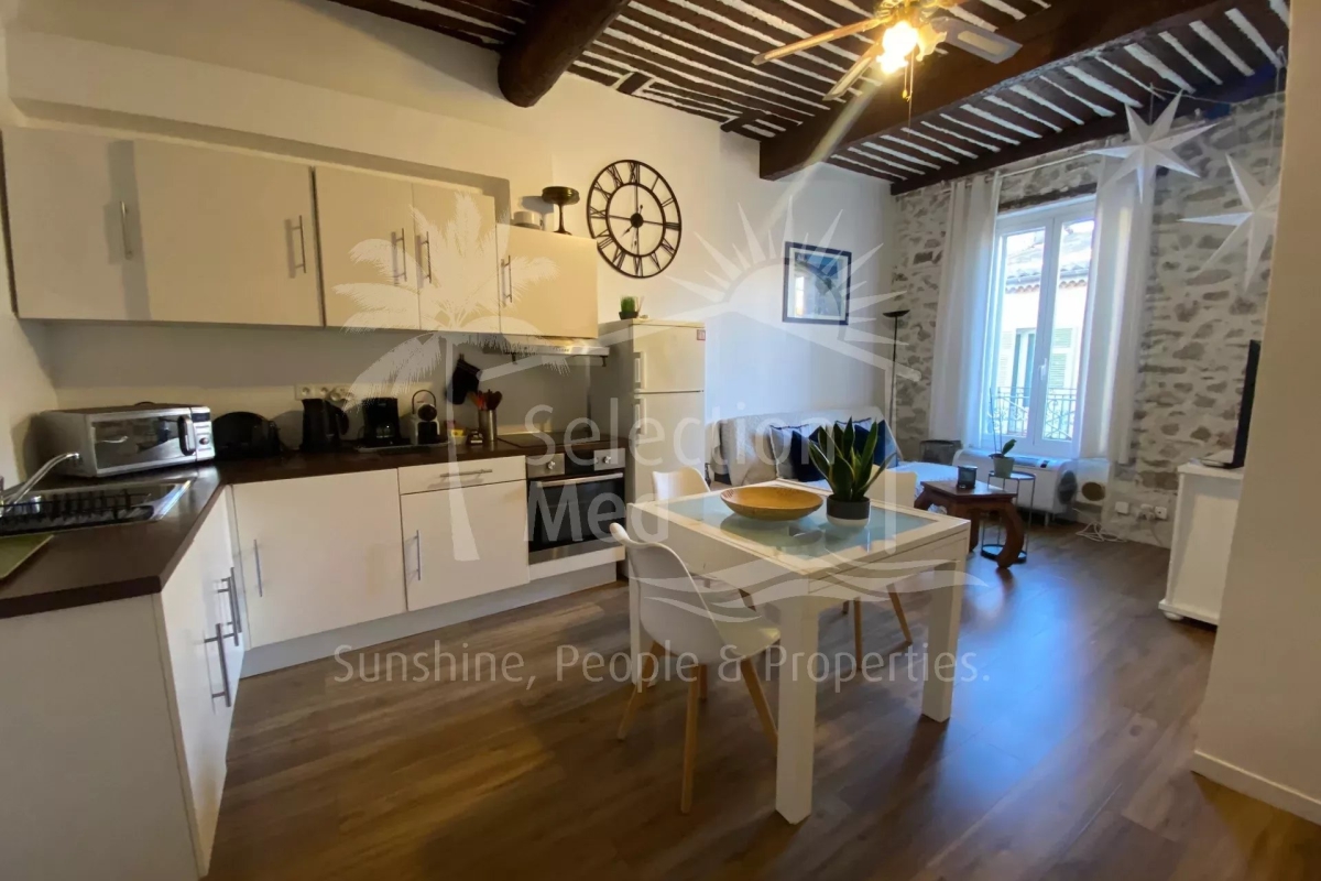 Appartement de luxe à vendre à Antibes, 299 000 €, Photo 1