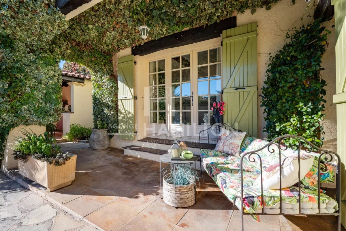 Maison de luxe à vendre à Grasse, 1 090 000 €, Photo 3