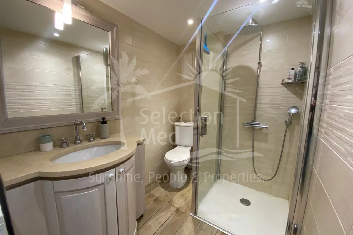 Appartement de luxe à vendre à Antibes, 299 000 €, Photo 5