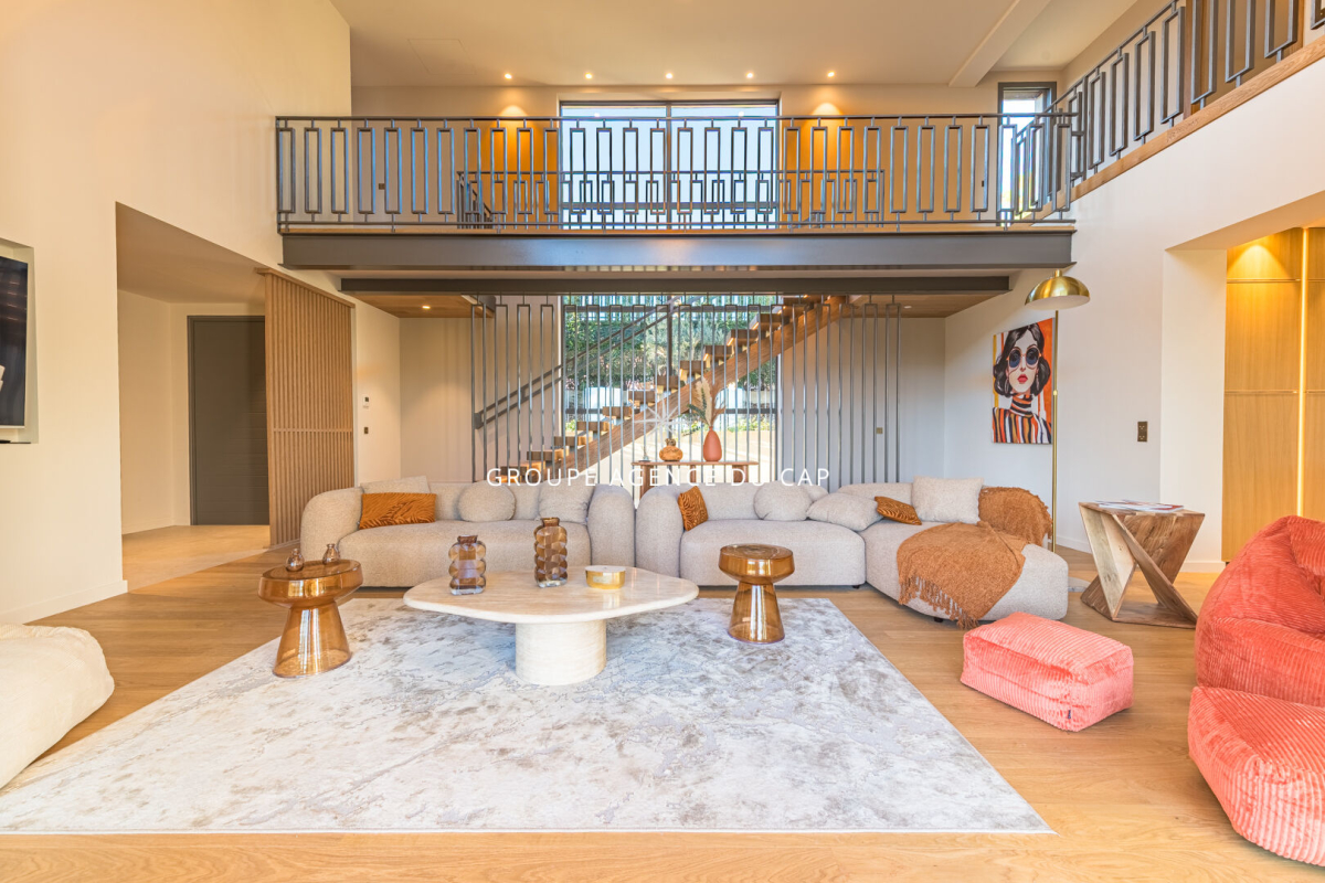 Luxury House for sale in Saint-Raphaël, 2 785 000 €, Photo 6