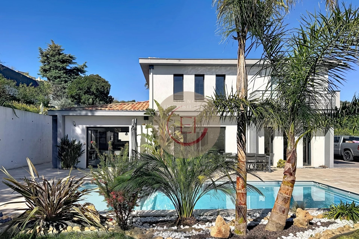 Maison de luxe à vendre à Les Adrets de l'Esterel, 1 120 000 €, Photo 7