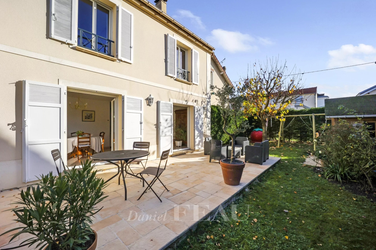 Maison de luxe à vendre à Le Chesnay-Rocquencourt, 1 290 000 €, Photo 1