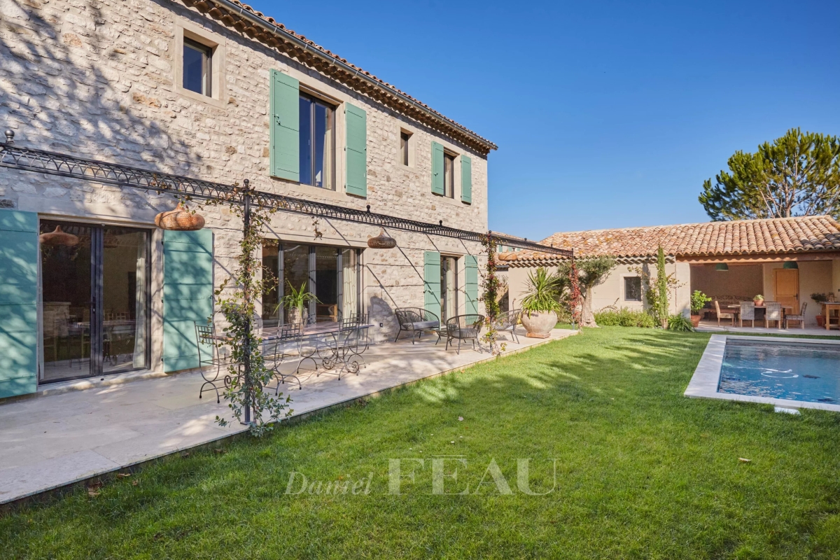Luxury House for sale in Saint-Rémy-de-Provence, 1 650 000 €, Photo 2