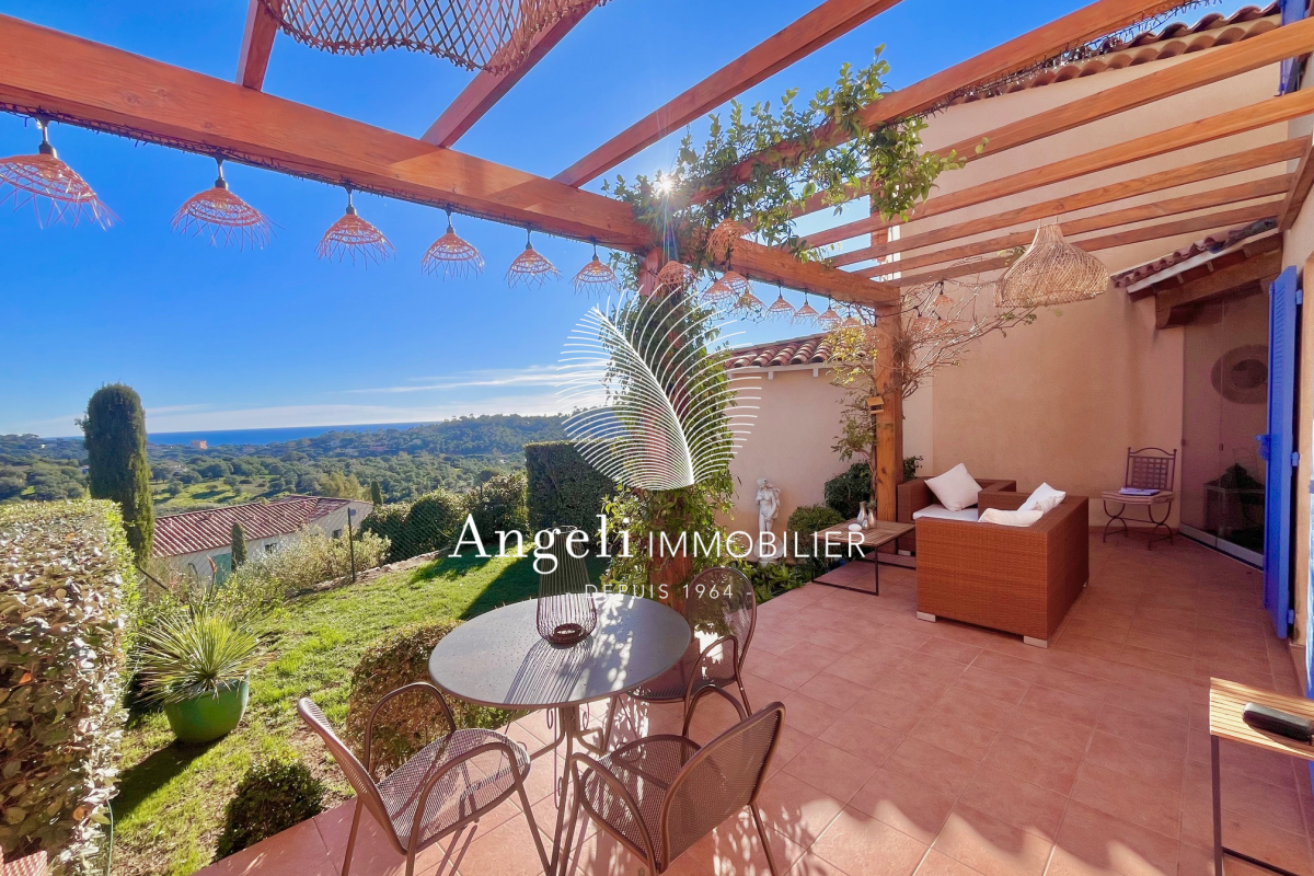 Maison de luxe à vendre à Les Issambres, 648 000 €, Photo 1