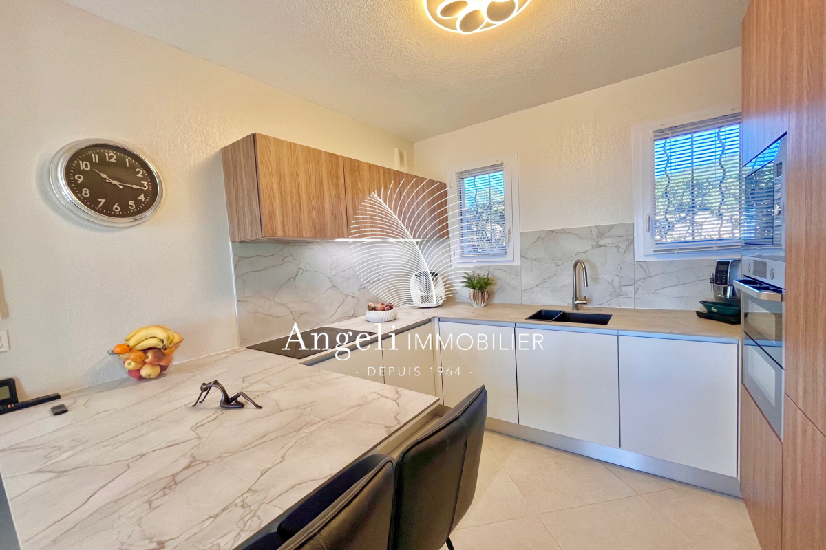 Maison de luxe à vendre à Les Issambres, 648 000 €, Photo 4