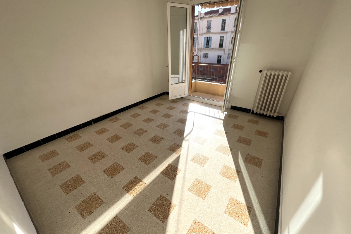 Luxury Apartment for sale in Menton, 275 000 €, Photo 4