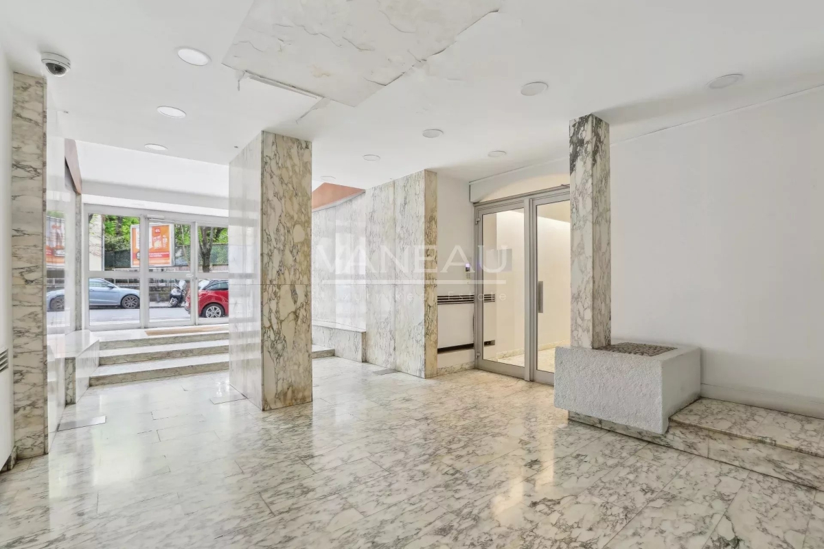 Appartement de luxe à vendre à Paris 16ème, 378 000 €, Photo 1