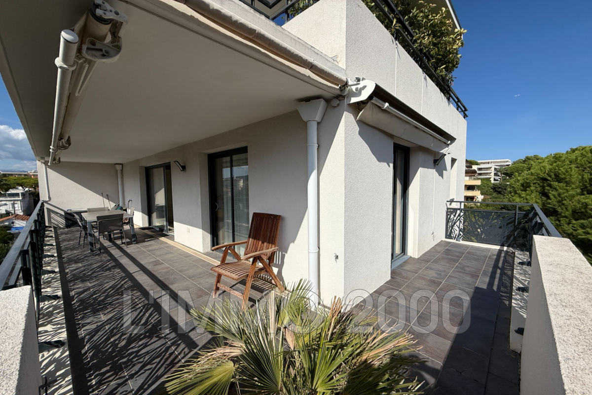 Appartement de luxe à vendre à Juan-les-Pins, 765 000 €, Photo 1