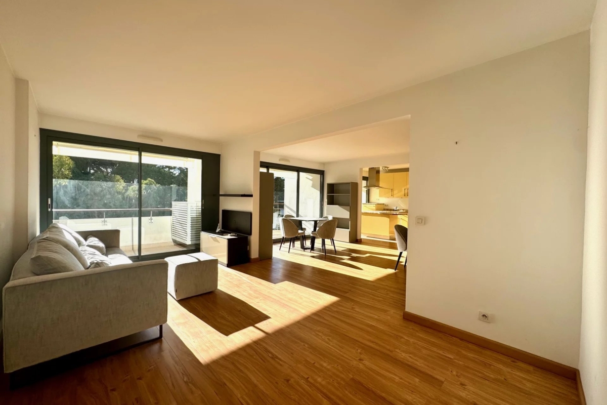 Appartement de luxe à vendre à Cannes, 890 000 €, Photo 2