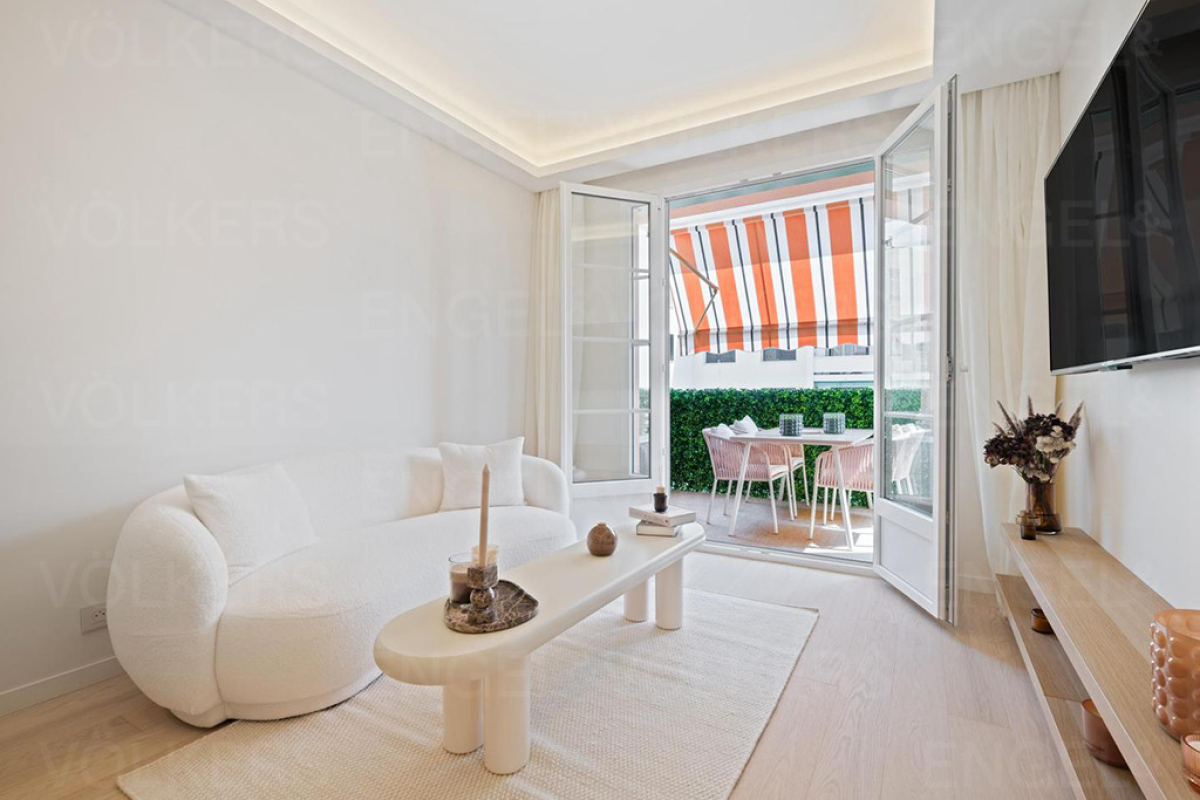 Luxury Apartment for sale in Nice, 448 000 €, Photo 1