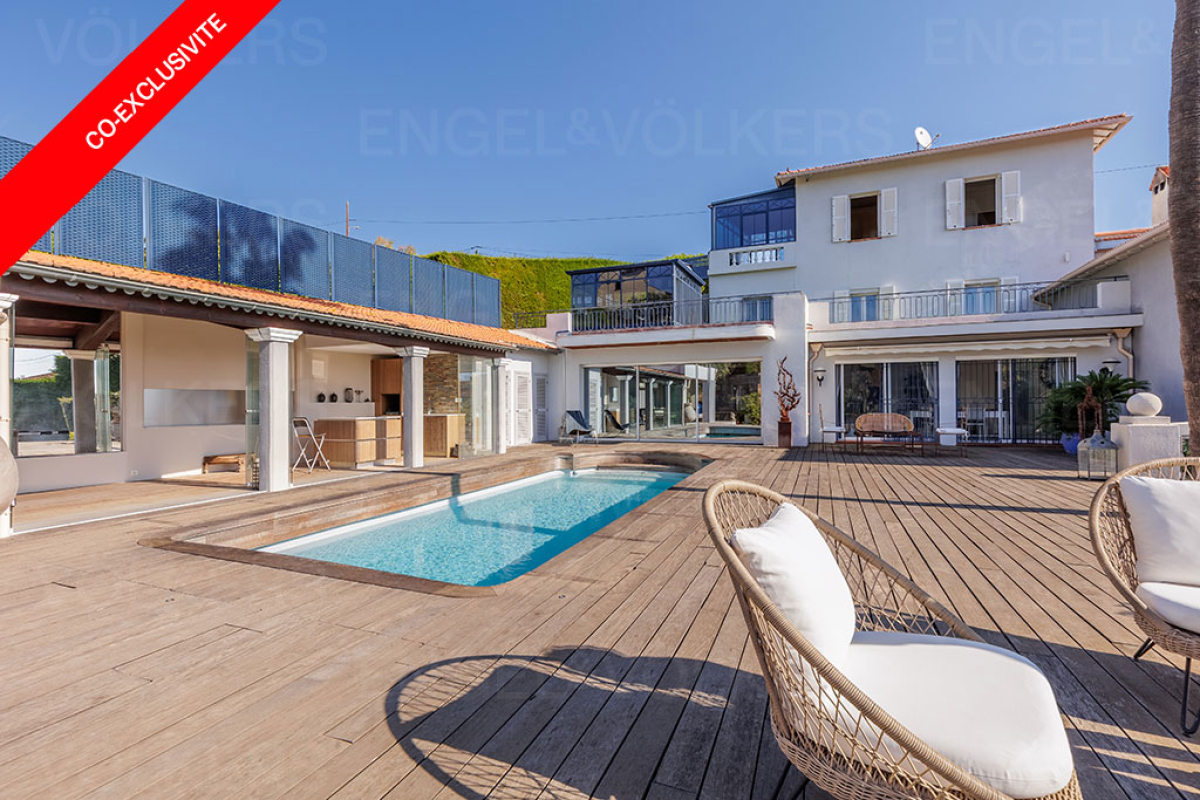 Luxury House for sale in Nice, 2 590 000 €, Photo 1