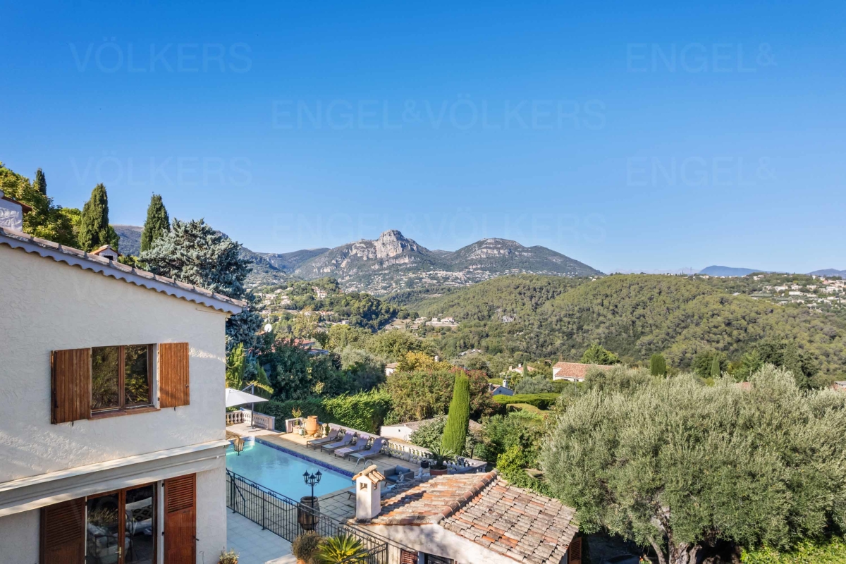 Luxury House for sale in Vence, 1 150 000 €, Photo 1