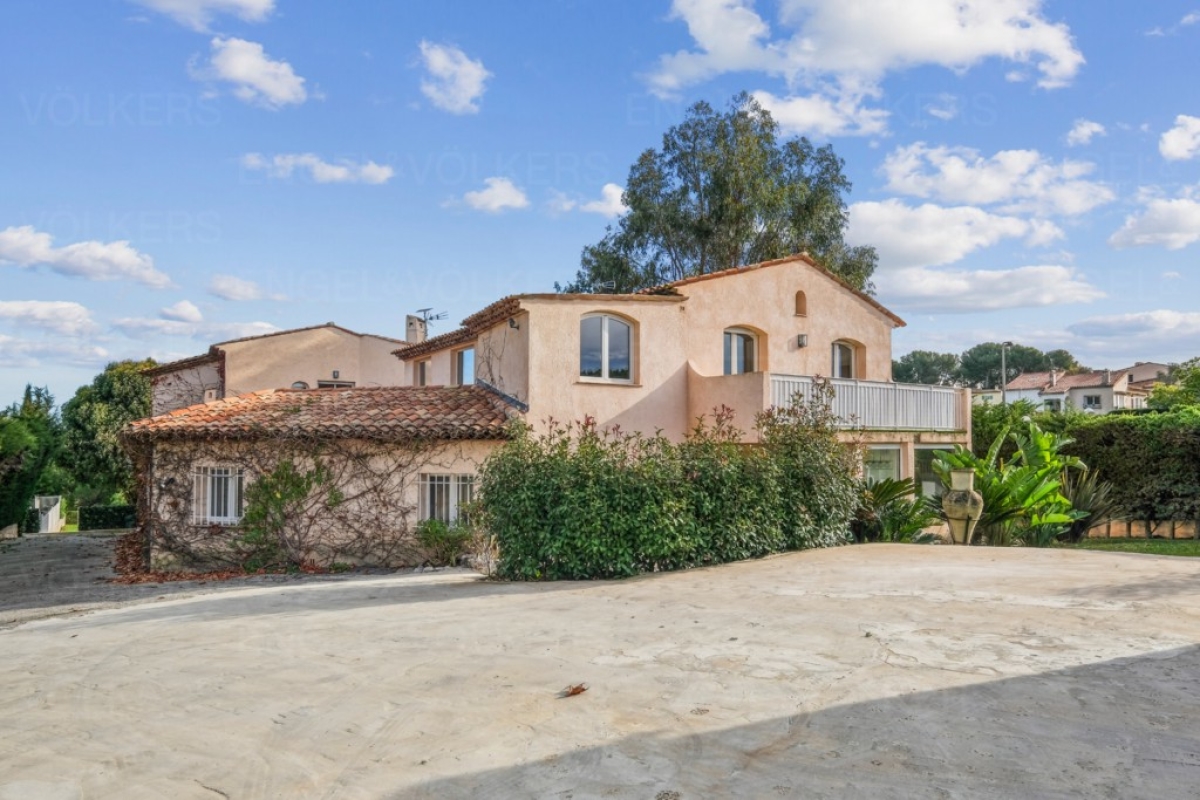 Luxury House for sale in Vallauris, 3 200 000 €, Photo 1