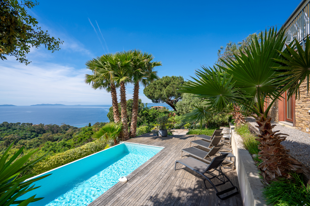 Maison de luxe à vendre à Rayol Canadel sur Mer, 2 880 000 €, Photo 1