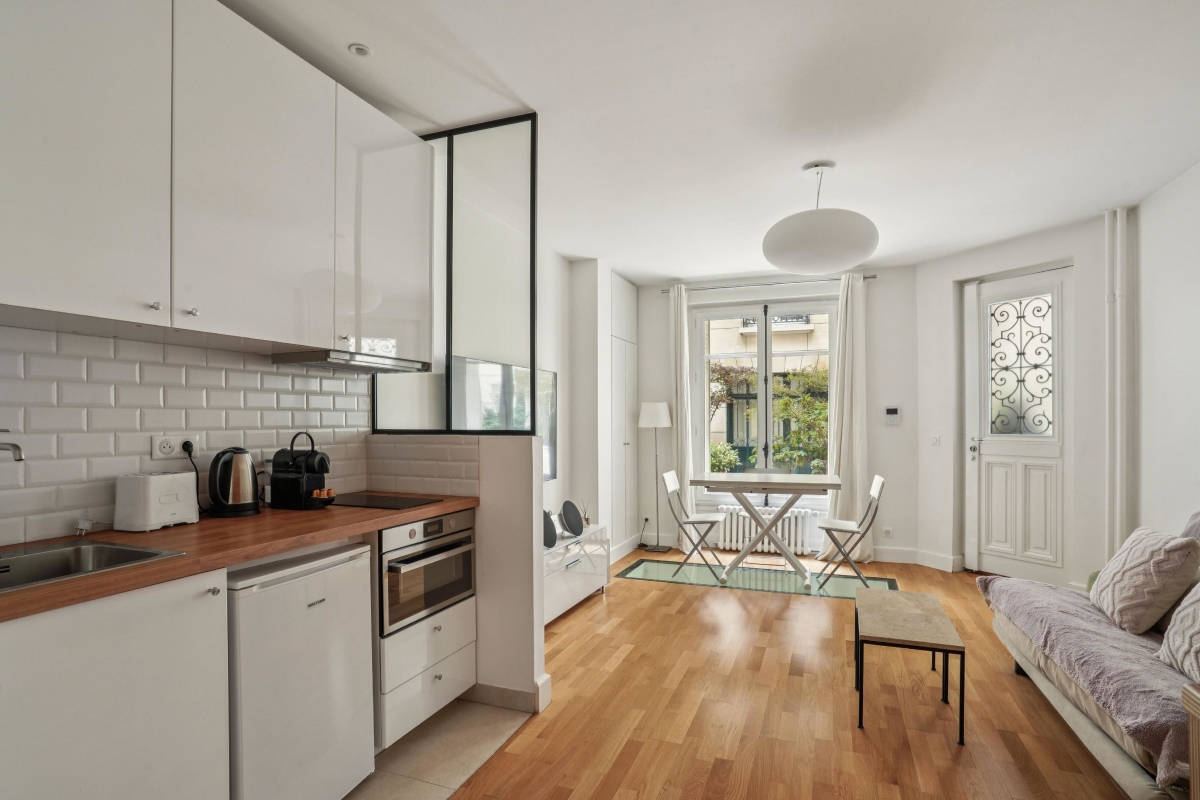 Luxury Apartment for sale in Paris 16ème, 950 000 €, Photo 1