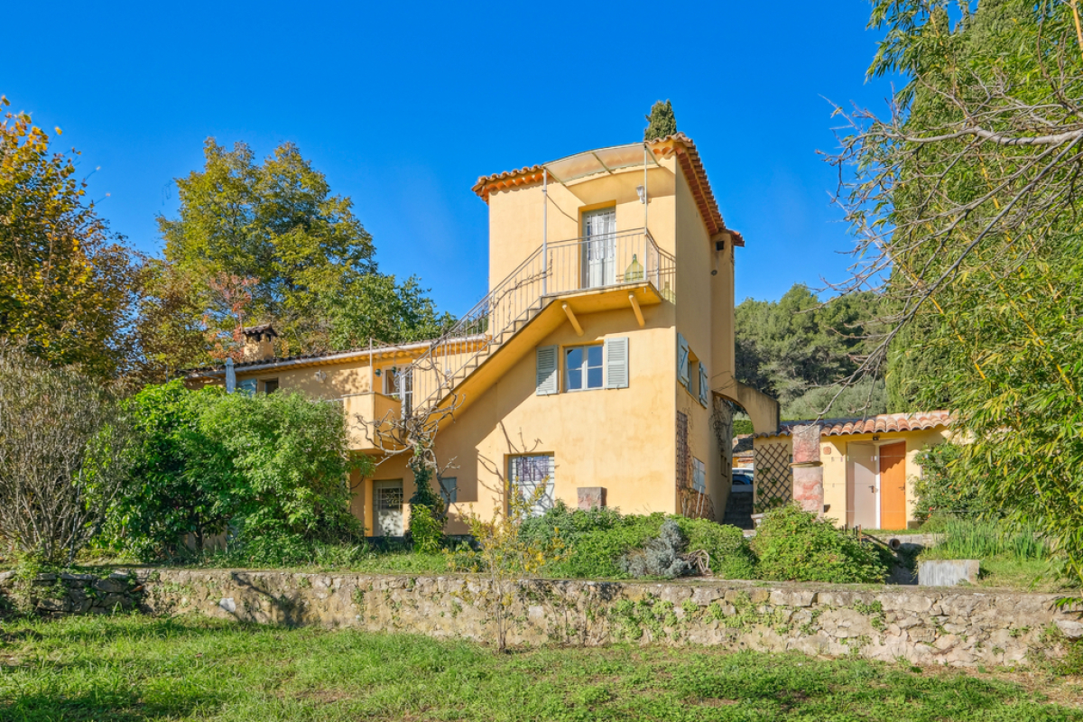 Maison de luxe à vendre à Tourrettes-sur-Loup, 990 000 €, Photo 2