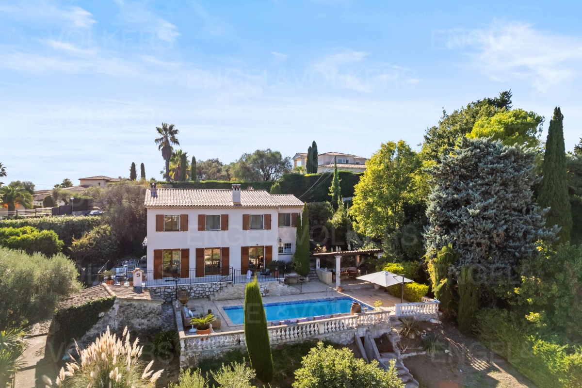 Luxury House for sale in Vence, 1 150 000 €, Photo 2