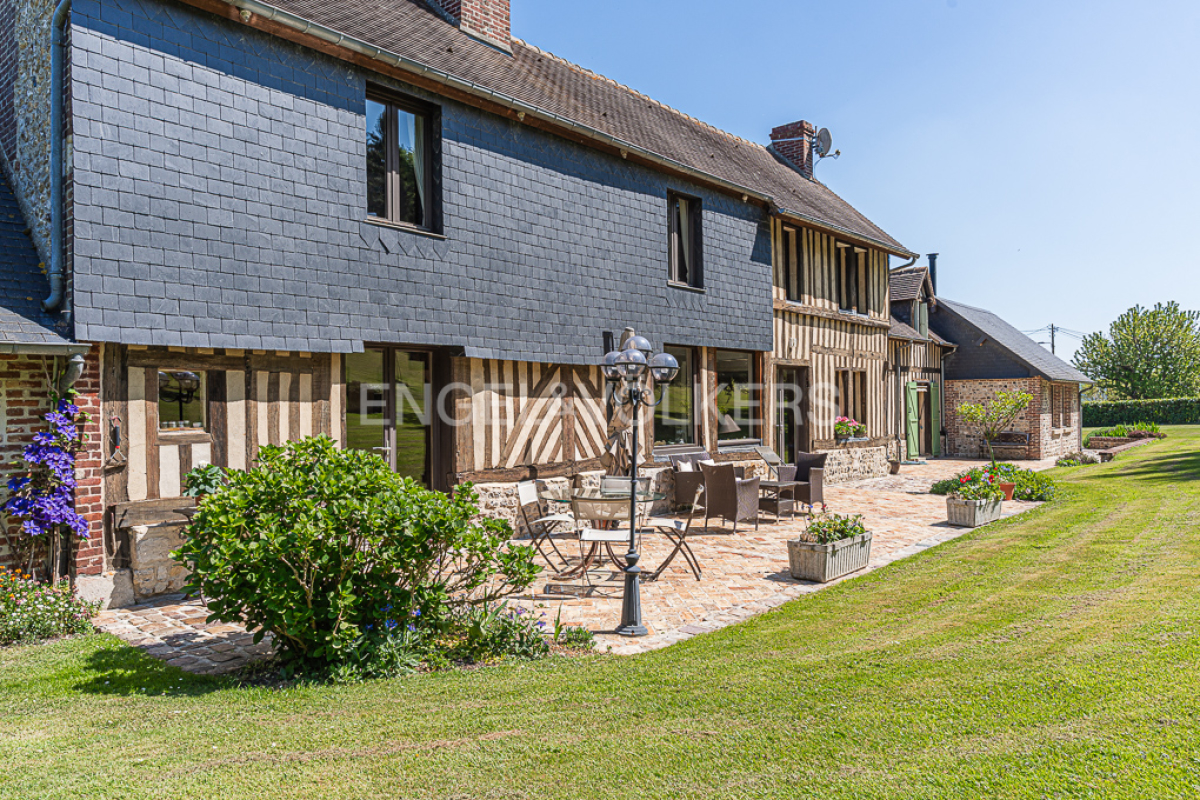 Luxury House for sale in Honfleur, 1 916 000 €, Photo 2