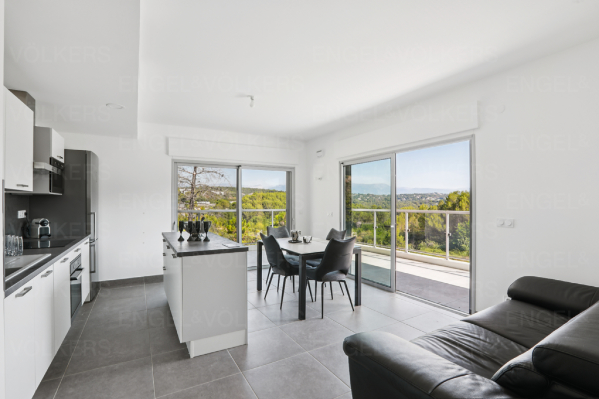 Luxury Apartment for sale in Biot, 650 000 €, Photo 2