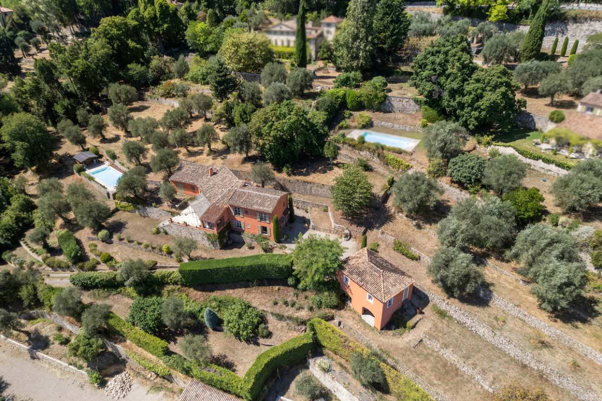 Maison de luxe à vendre à Grasse, 1 280 000 €, Photo 3