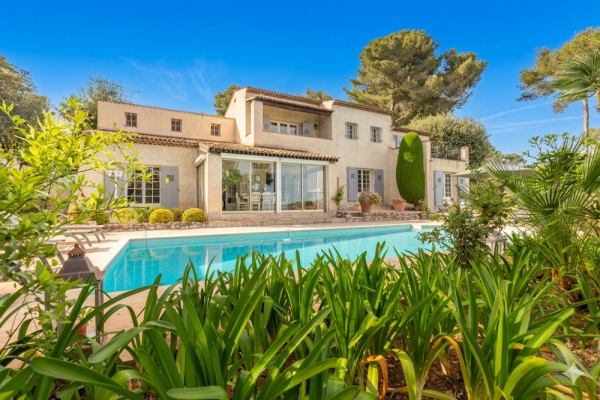 Luxury House for sale in Saint-Paul-de-Vence, 2 980 000 €, Photo 3