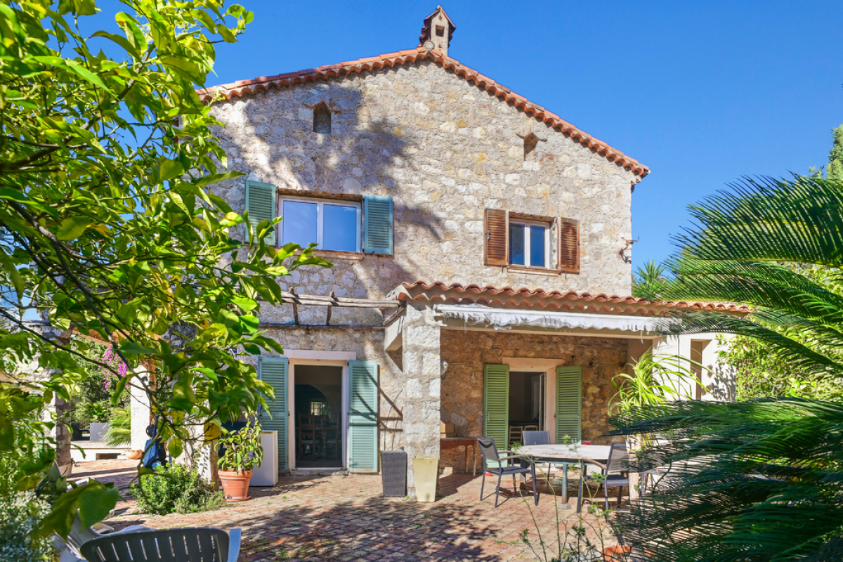 Maison de luxe à vendre à Antibes, 1 795 000 €, Photo 3