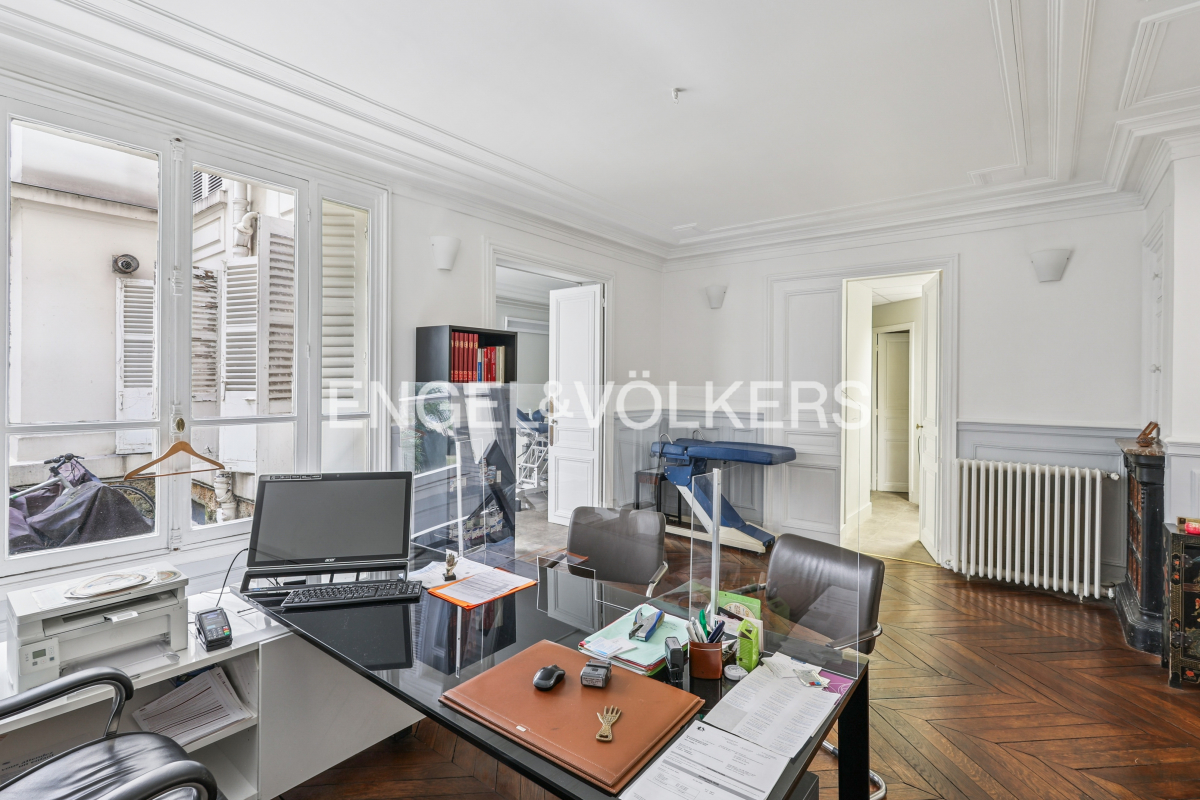 Luxury Apartment for sale in Paris 8Ème, 1 495 000 €, Photo 3