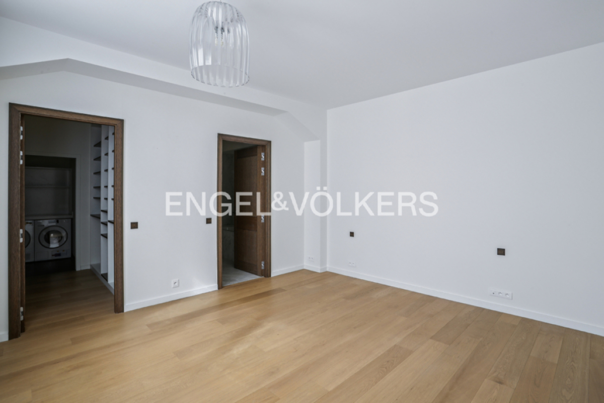 Luxury Apartment for sale in Paris 7Ème, 1 780 000 €, Photo 6