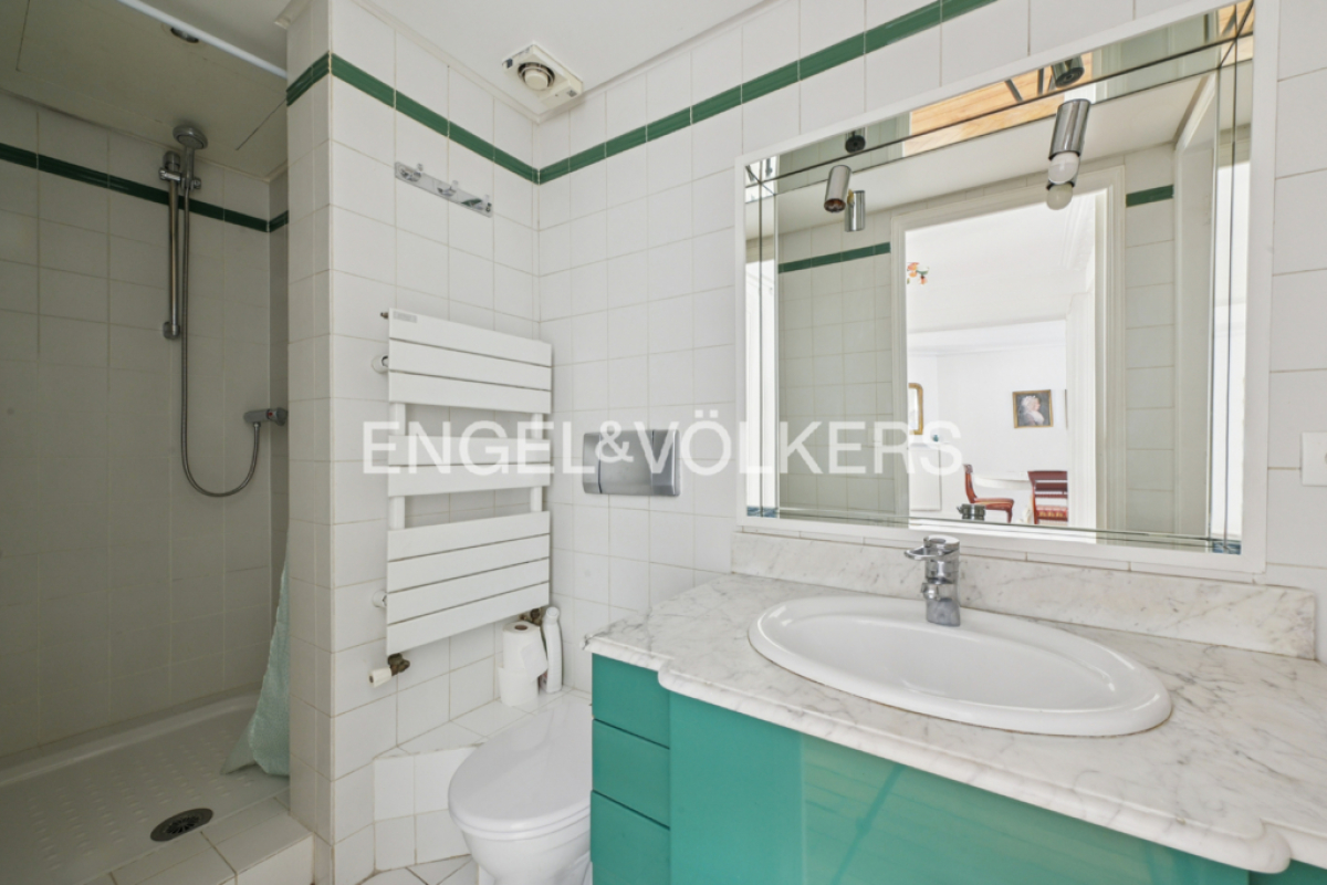 Luxury Apartment for sale in Paris 7Ème, 1 480 000 €, Photo 7