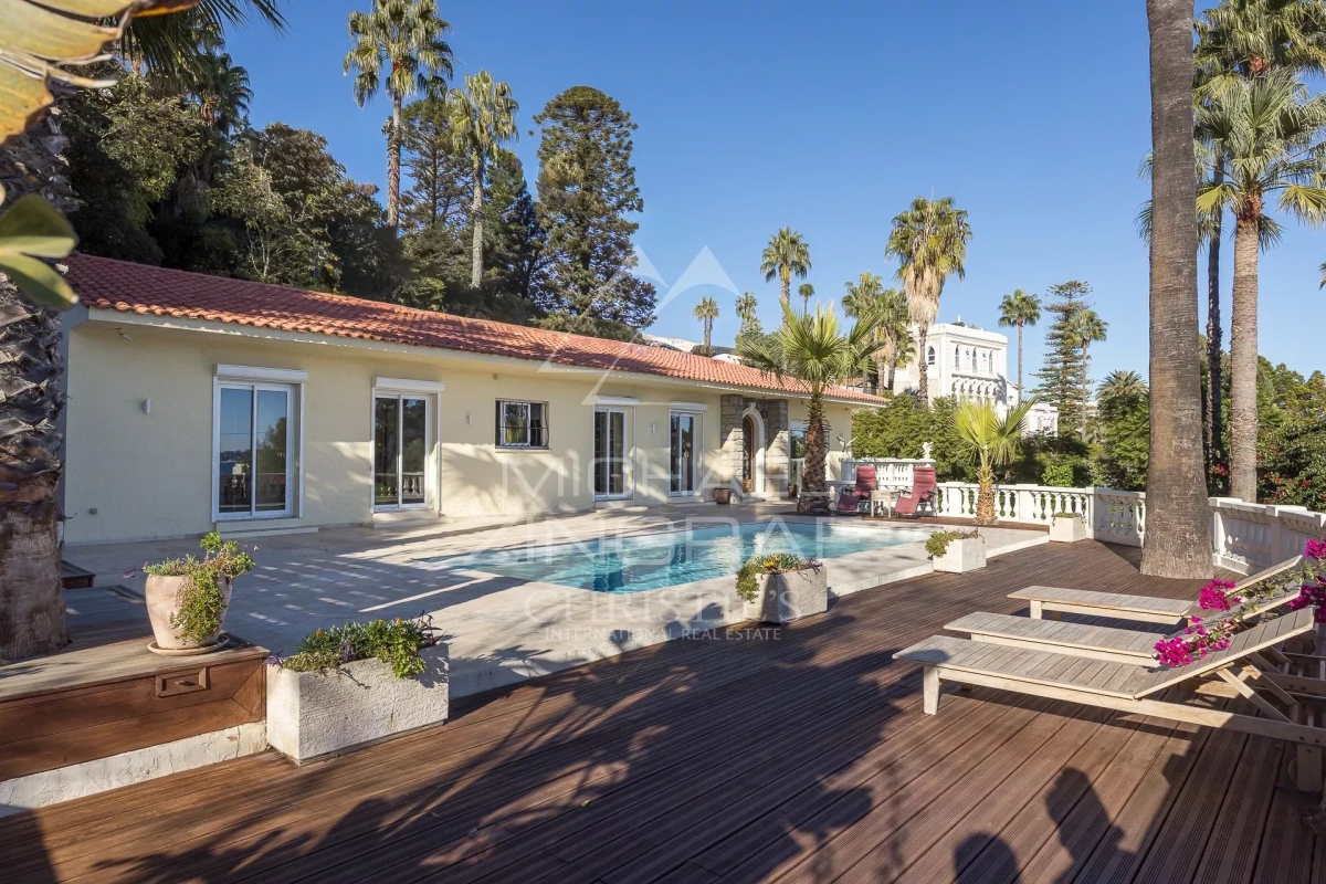Maison de luxe à vendre à Vallauris, 1 300 000 €, Photo 1