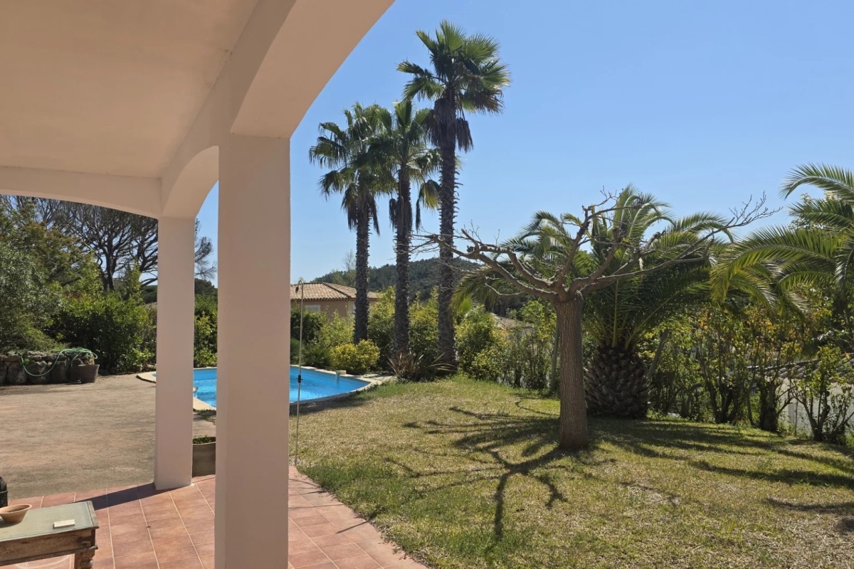 Luxury House for sale in Saint-Raphaël, 970 000 €, Photo 2