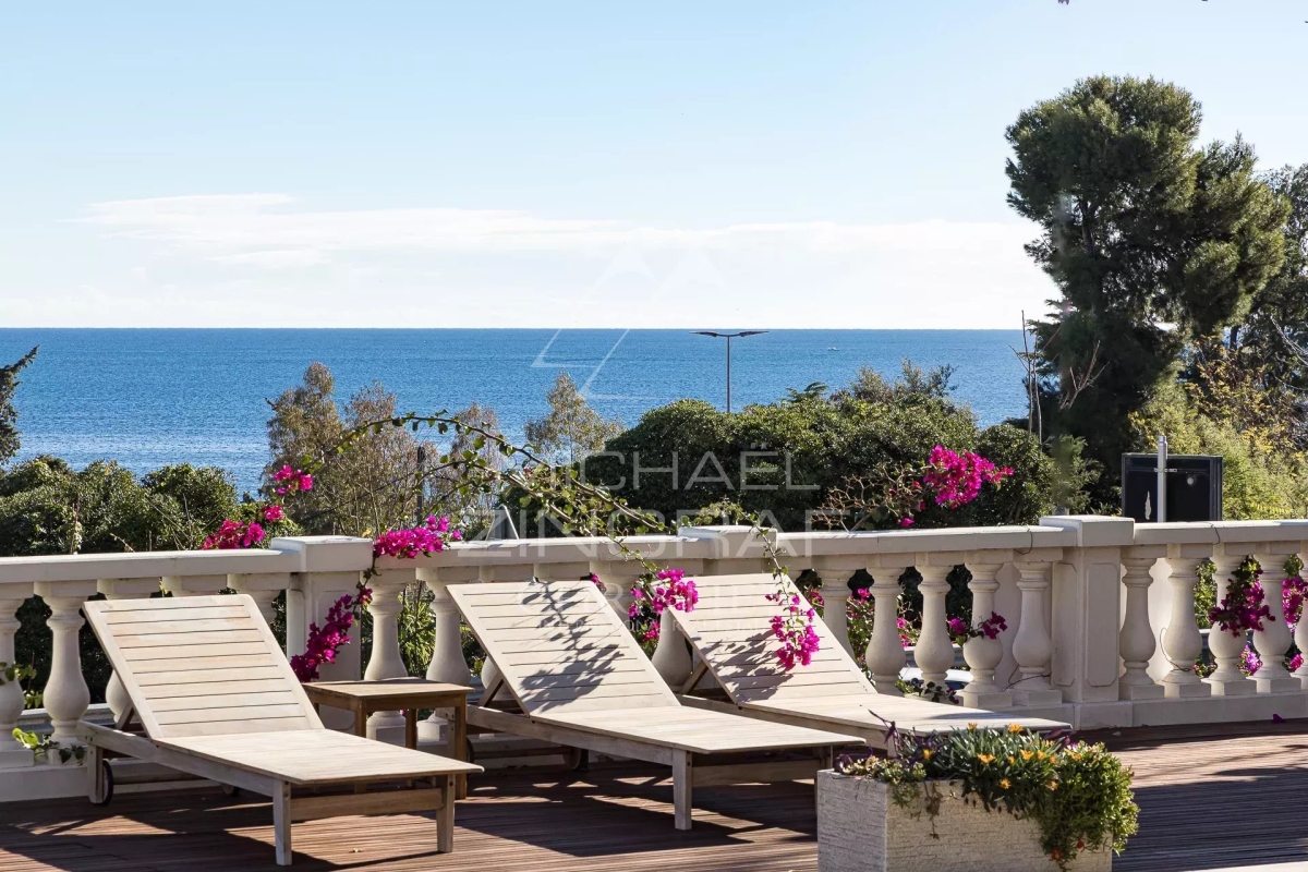 Maison de luxe à vendre à Vallauris, 1 300 000 €, Photo 2