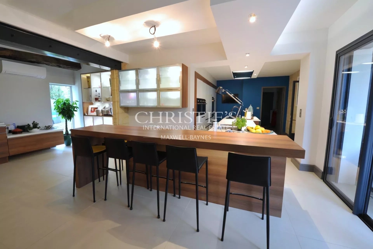 Luxury House for sale in Libourne, 1 092 000 €, Photo 2