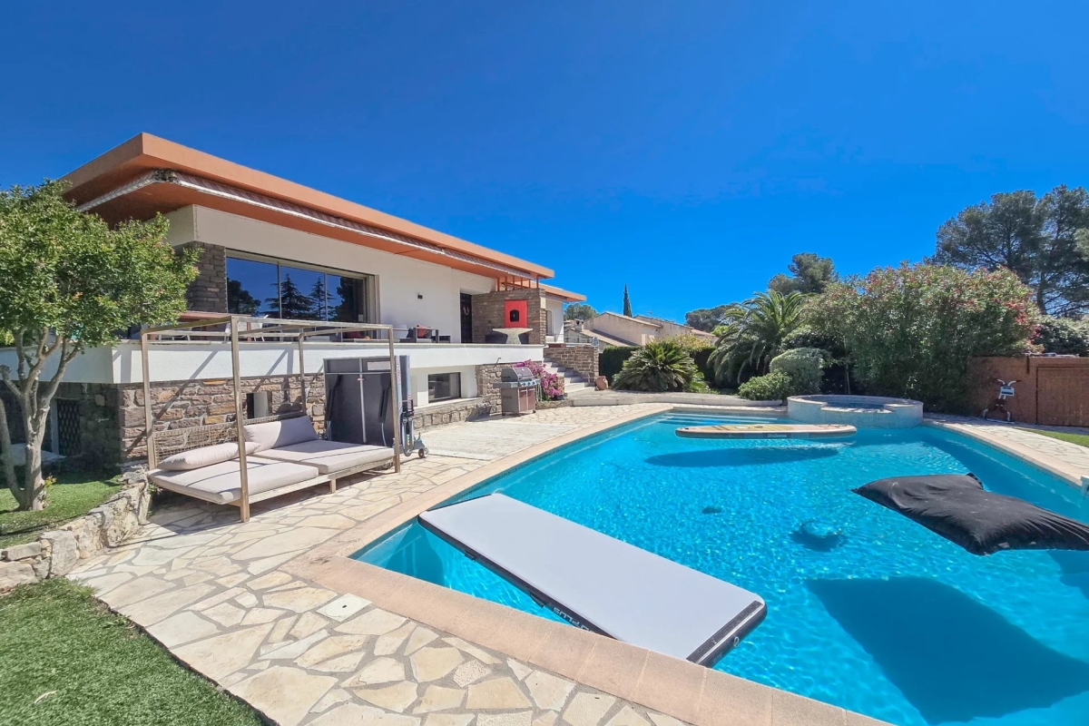 Luxury House for sale in Saint-Raphaël, 1 980 000 €, Photo 3