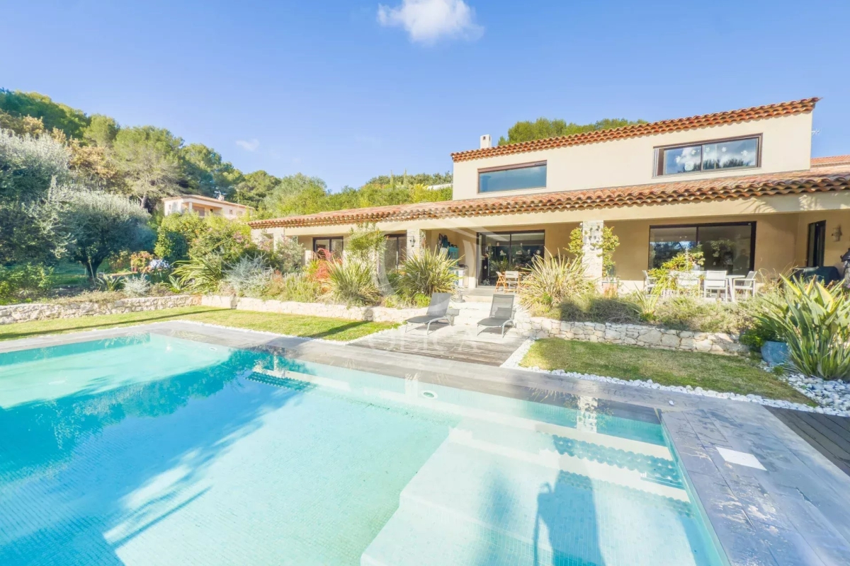 Maison de luxe à vendre à Biot, 1 900 000 €, Photo 3