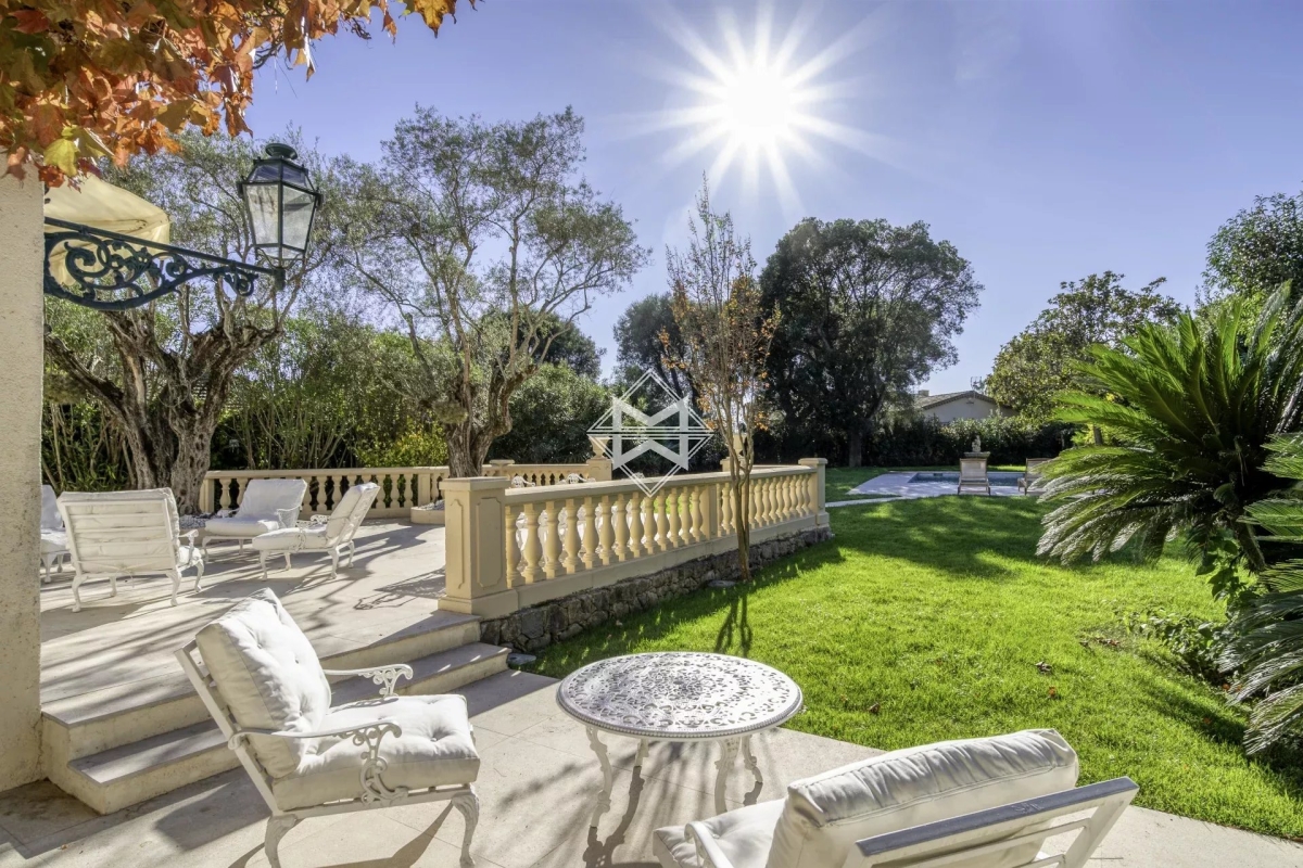 Maison de luxe à vendre à Cap d'Antibes, 2 950 000 €, Photo 4