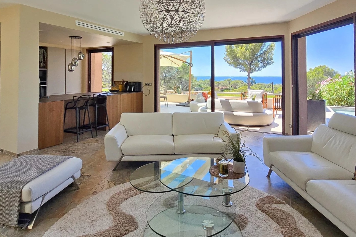 Luxury Apartment for sale in Saint-Raphaël, 1 690 000 €, Photo 4