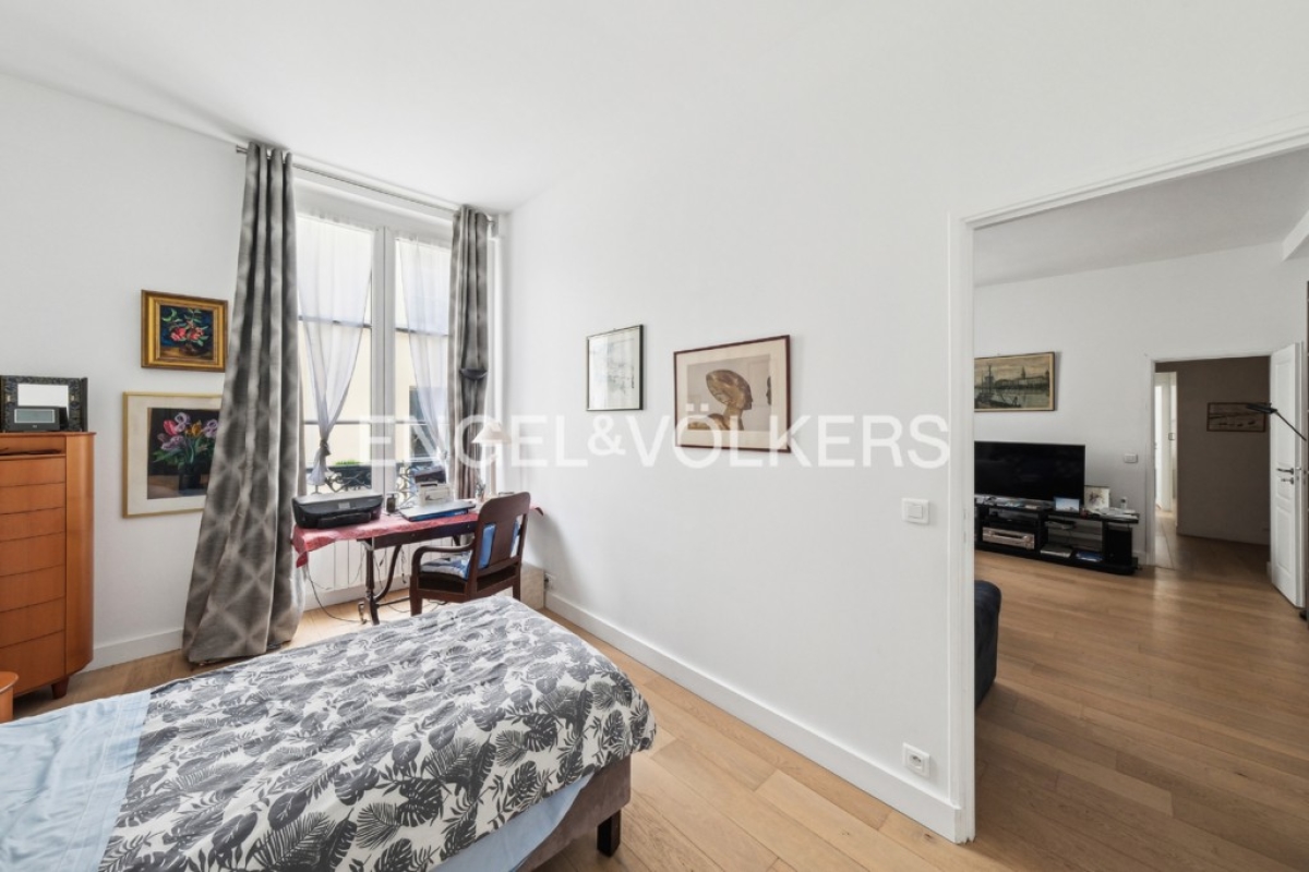 Luxury Apartment for sale in Paris 1Er, 1 095 000 €, Photo 5