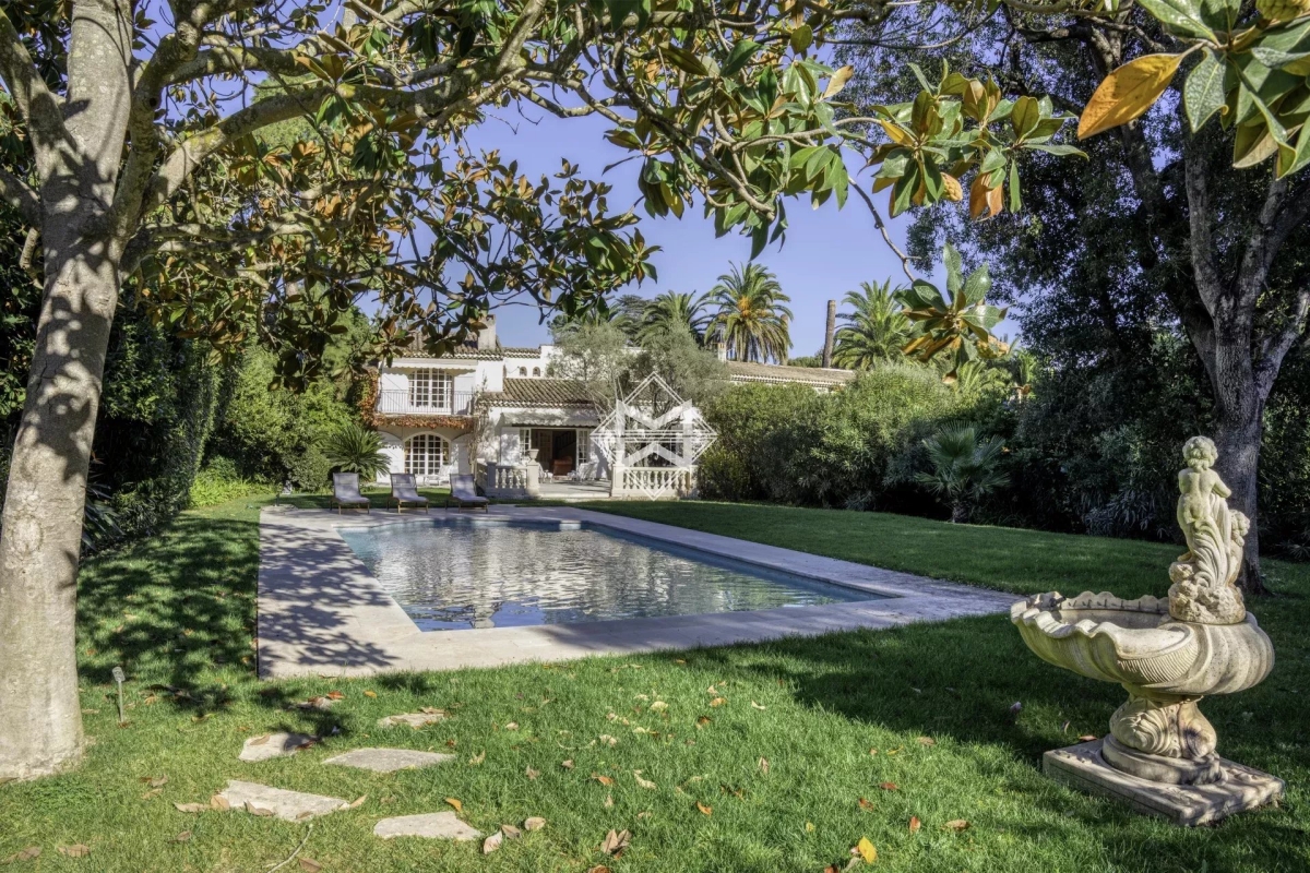 Maison de luxe à vendre à Cap d'Antibes, 2 950 000 €, Photo 6