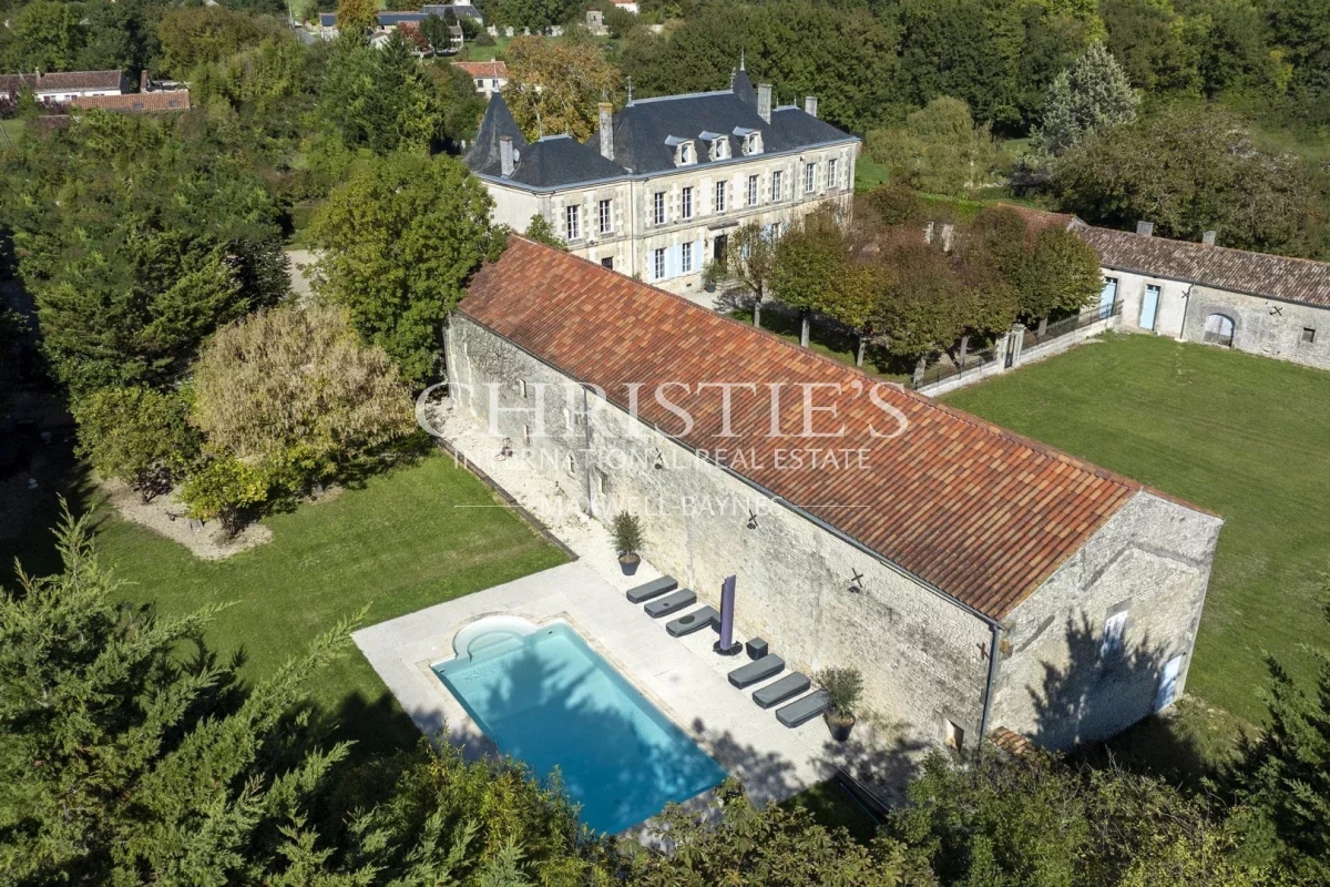 Maison de luxe à vendre à Saint-Jean-d'Angély, 1 255 000 €, Photo 7